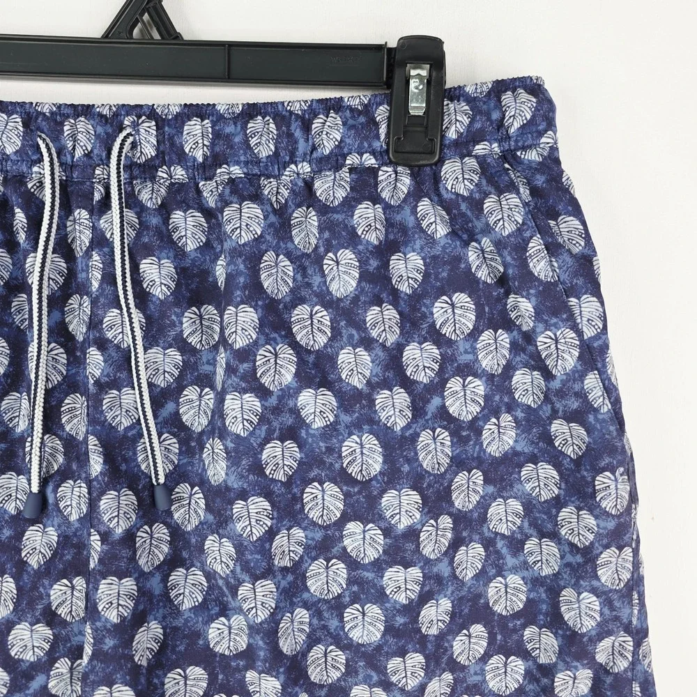 Peter Millar Seaside Shorts Men XL Blue Batik Leaf‎ Floral AOP Lined Swim Trunks